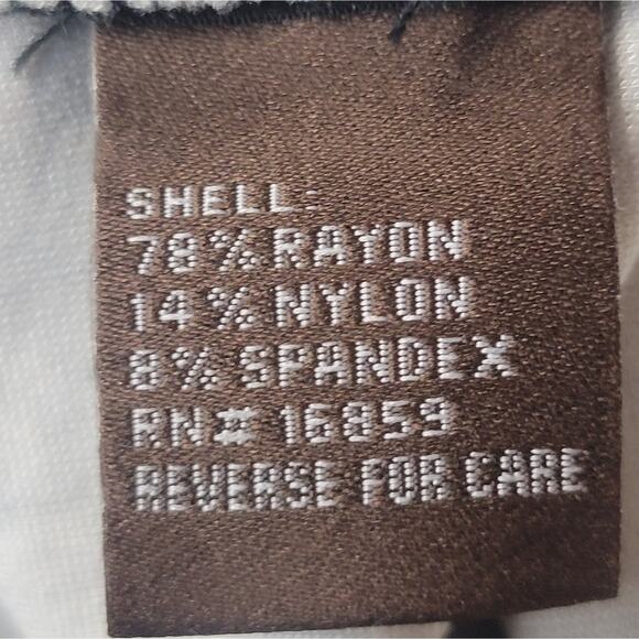 J. McLaughin Slim Ankle Pant Graphic Print Size 2 - Picture 5 of 8